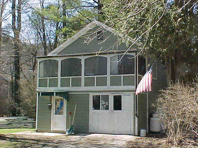Building photograph for 11 LIME ROCK HOLLOW